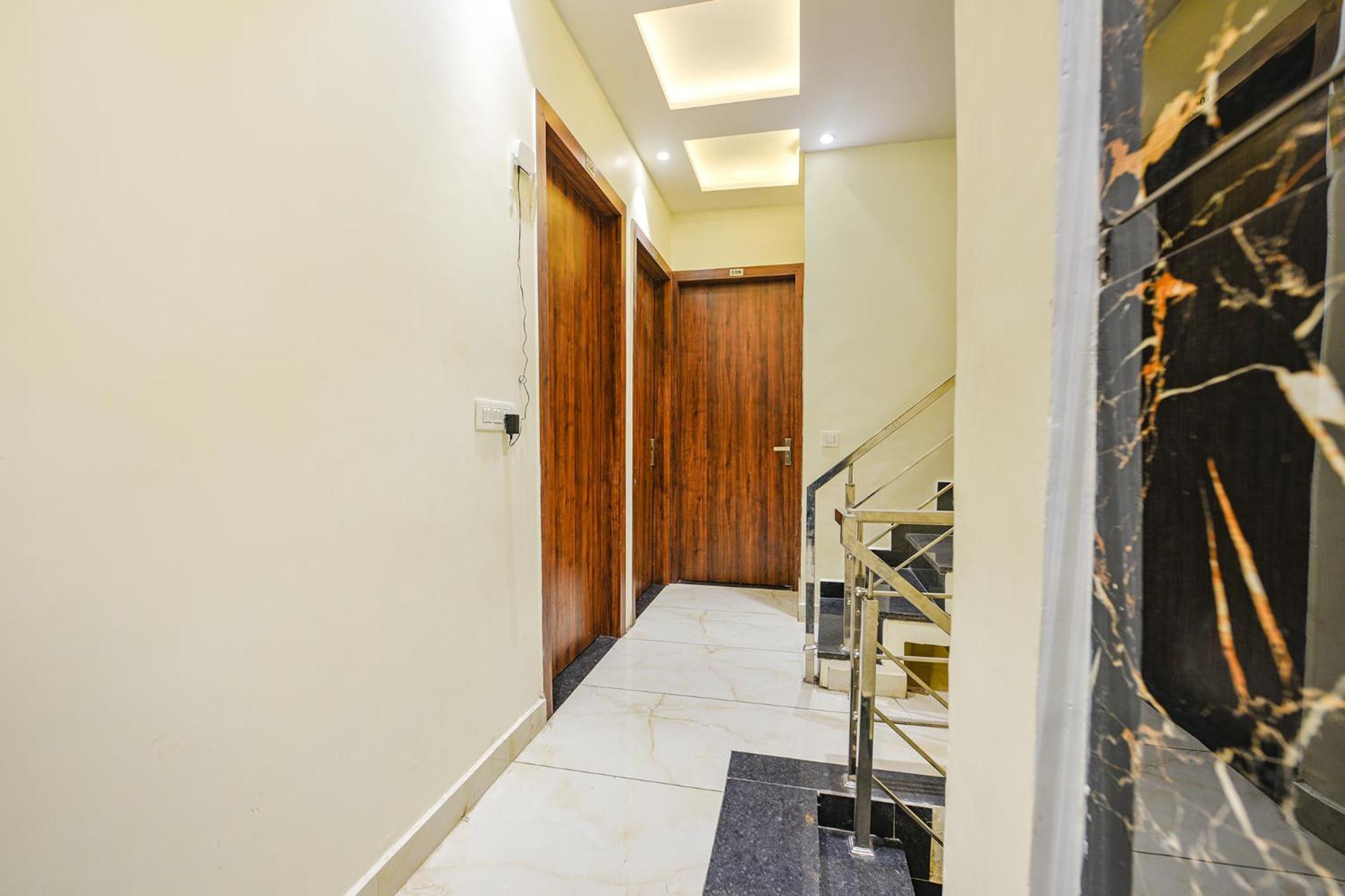 Fabhotel Dm Residency Amritsar Buitenkant foto
