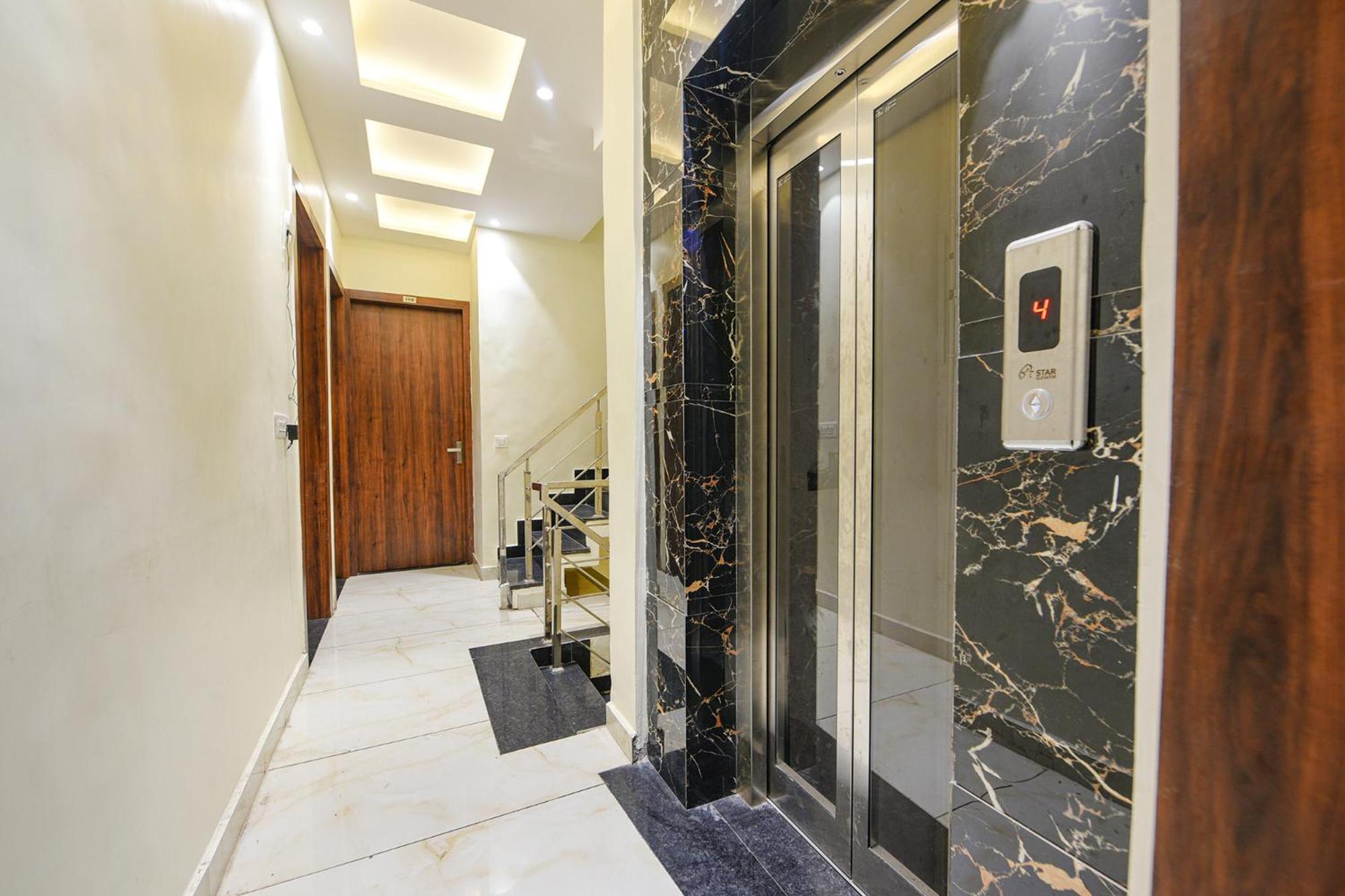 Fabhotel Dm Residency Amritsar Buitenkant foto